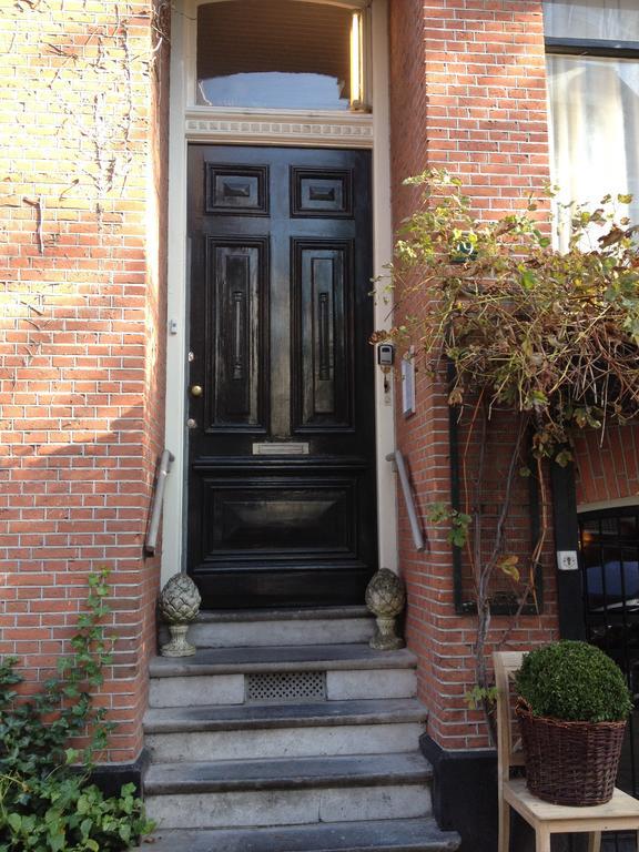Nine-T-Teen Bed And Boutique Amsterdam Bagian luar foto
